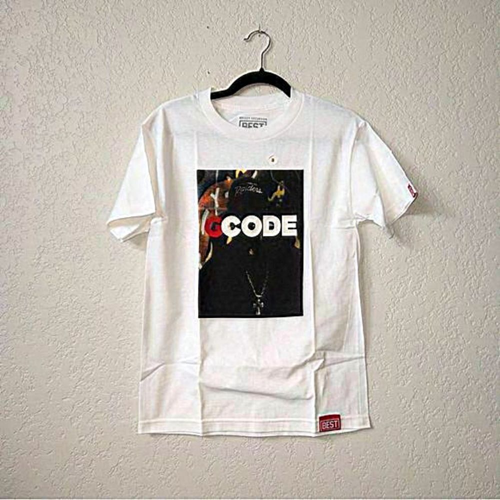 NIP Breezy Excursion White G Code Raiders‎ T-Shirt Size Small